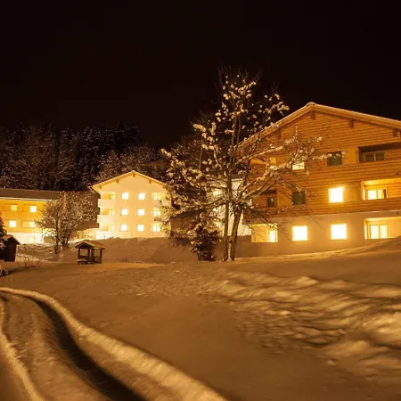 Pradas Brigels.9 Lägenhet Breíl